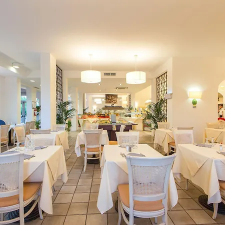 Hotel Costanza Club 4*