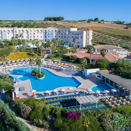 Costanza Club 4*