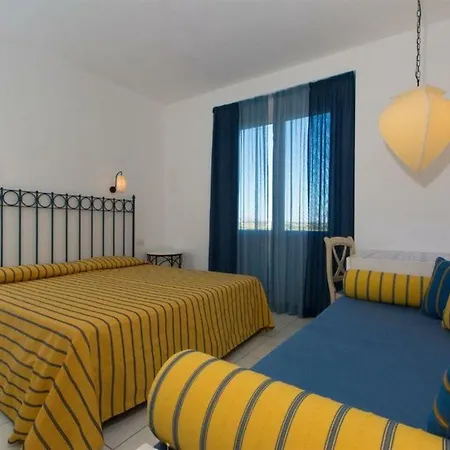 Costanza Club 4*